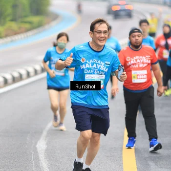 Runner Photo 7028580