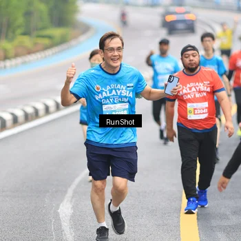 Runner Photo 7028585
