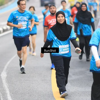 Runner Photo 7028587