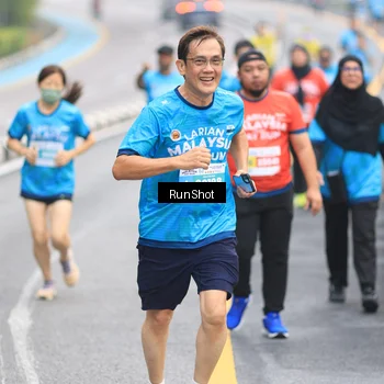 Runner Photo 7028595