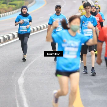 Runner Photo 7028621