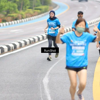 Runner Photo 7028622