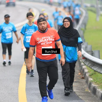 Runner Photo 7028630