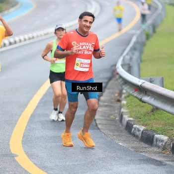 Runner Photo 7028631