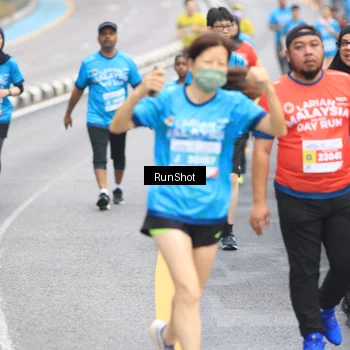 Runner Photo 7028637