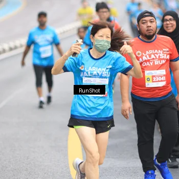 Runner Photo 7028638