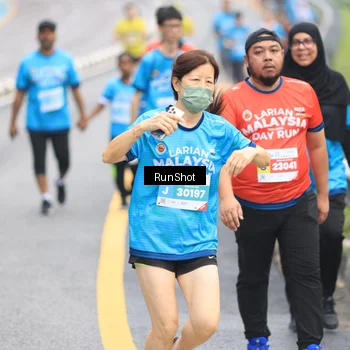 Runner Photo 7028639