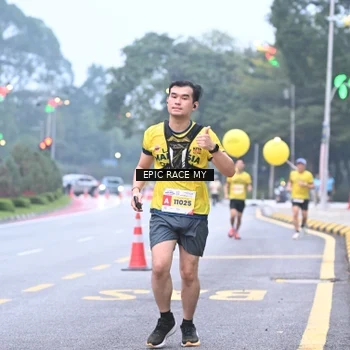 Runner Photo 7028642