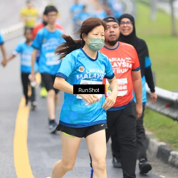 Runner Photo 7028646