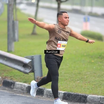 Runner Photo 7028647