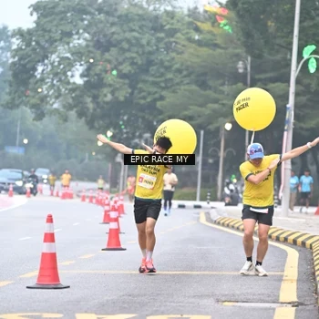 Runner Photo 7028648