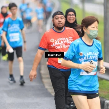 Runner Photo 7028653