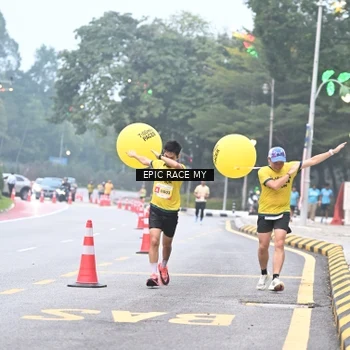 Runner Photo 7028656