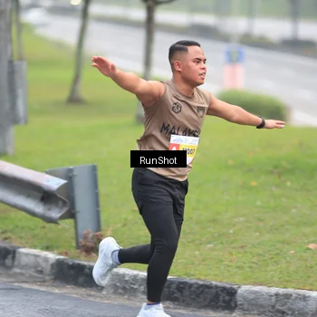 Runner Photo 7028663