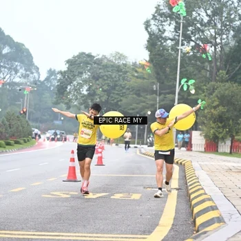 Runner Photo 7028669