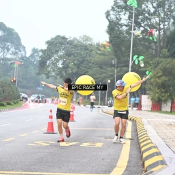 Runner Photo 7028670
