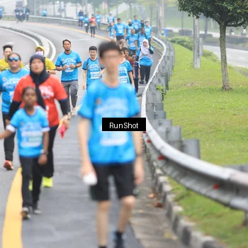 Runner Photo 7028672