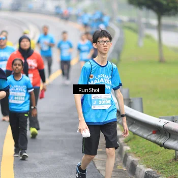 Runner Photo 7028676