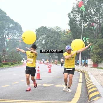 Runner Photo 7028685