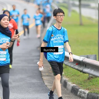 Runner Photo 7028686