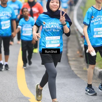 Runner Photo 7028690