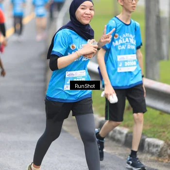 Runner Photo 7028696