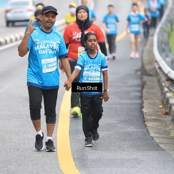 Runner Photo 7028697