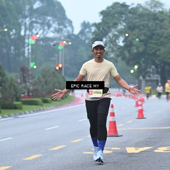 Runner Photo 7028699