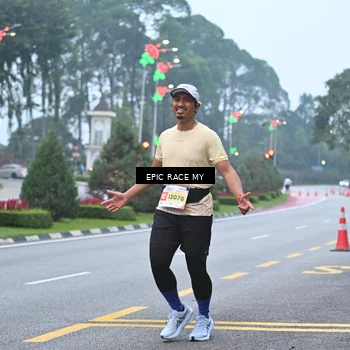 Runner Photo 7028705