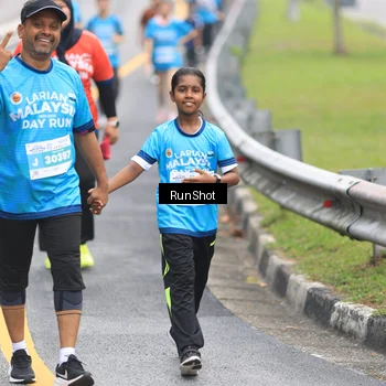 Runner Photo 7028711
