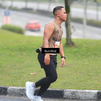 Runner Photo 7028730