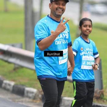 Runner Photo 7028736