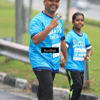 Runner Photo 7028743