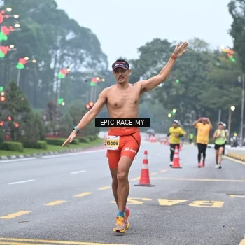 Runner Photo 7028748