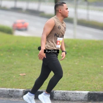 Runner Photo 7028750