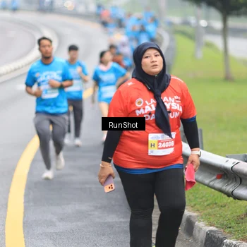 Runner Photo 7028751