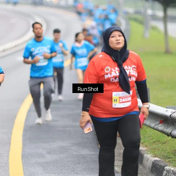 Runner Photo 7028755