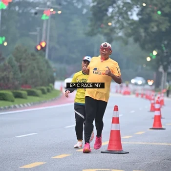 Runner Photo 7028764