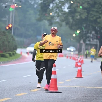 Runner Photo 7028765