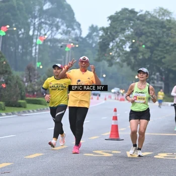 Runner Photo 7028782