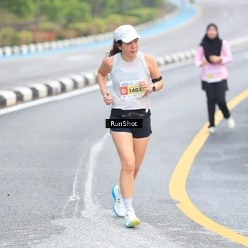 Runner Photo 7028786