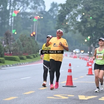 Runner Photo 7028788