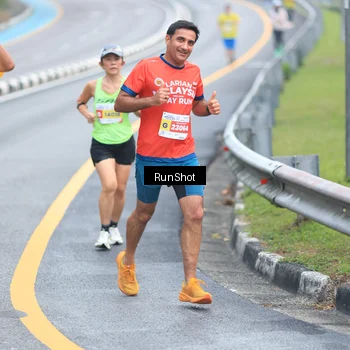 Runner Photo 7028797