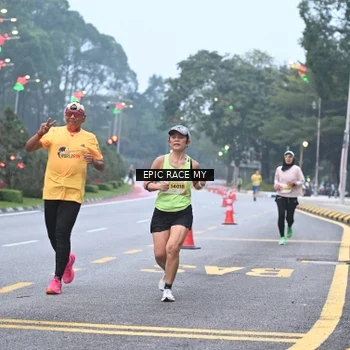 Runner Photo 7028803
