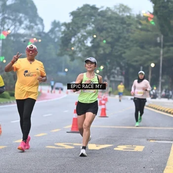 Runner Photo 7028808