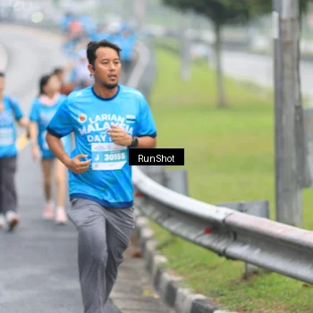 Runner Photo 7028809