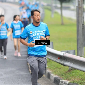 Runner Photo 7028831