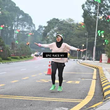 Runner Photo 7028834
