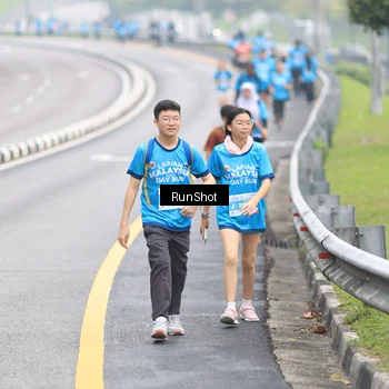 Runner Photo 7028836
