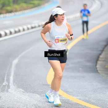 Runner Photo 7028849